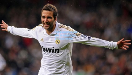 马布里视频致敬易建联回归 昔日巅峰对决引再战华山之巅热盼